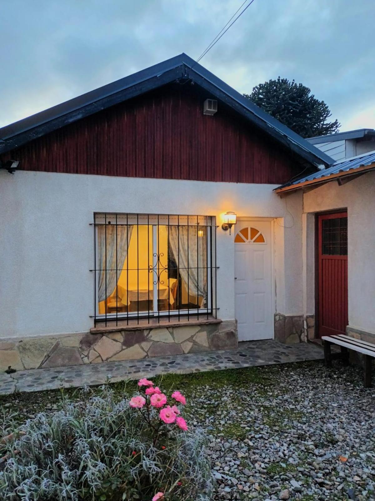 Casa Centro Bariloche Villa Eksteriør bilde
